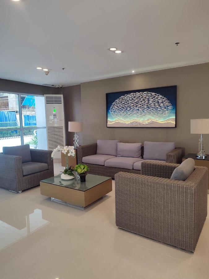 Sea Residences Moa Condotel By Ruffa Manila Exterior photo